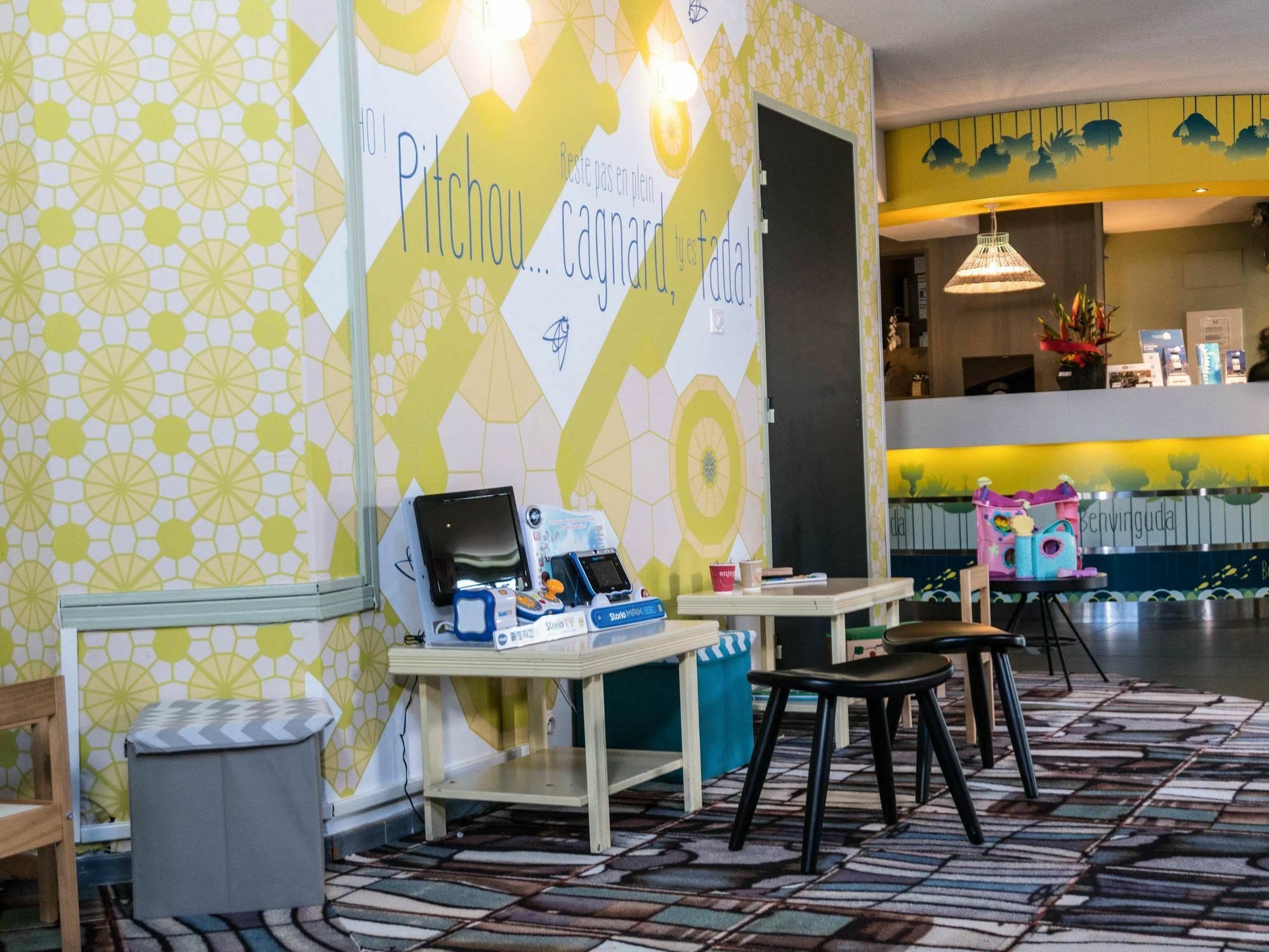 Ibis Styles Perpignan Canet En Roussillon Экстерьер фото